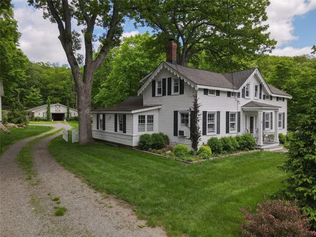 $1,175,000 | 52 Eagle Valley Road, Sloatsburg, NY 10974