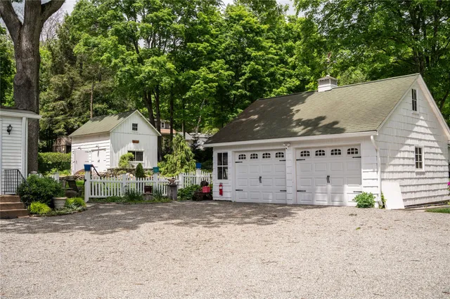 $1,175,000 | 52 Eagle Valley Road, Sloatsburg, NY 10974