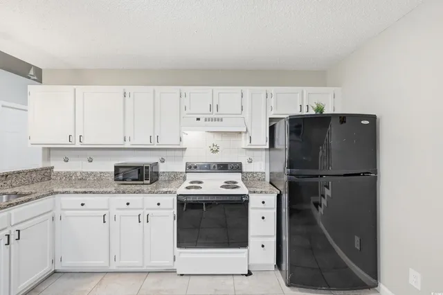 $215,000 | 412 Chesterfield Court, Myrtle Beach, SC 29577