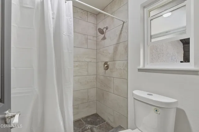 $888,000 | 20448 Calhaven Drive, Saugus, CA 91390