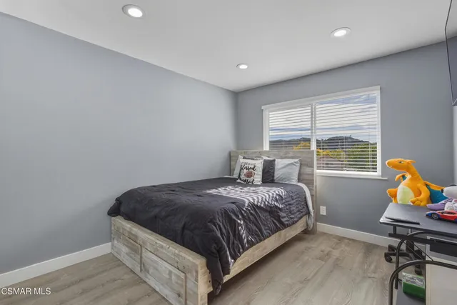 $888,000 | 20448 Calhaven Drive, Saugus, CA 91390