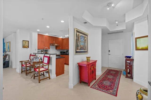 $2,600,000 | 801 South Olive Avenue, Unit 711, West Palm Beach, FL 33401