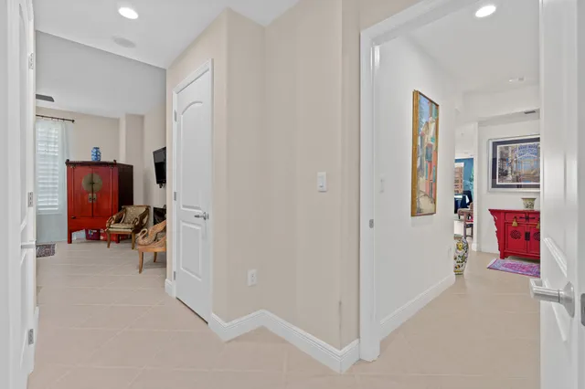 $2,600,000 | 801 South Olive Avenue, Unit 711, West Palm Beach, FL 33401