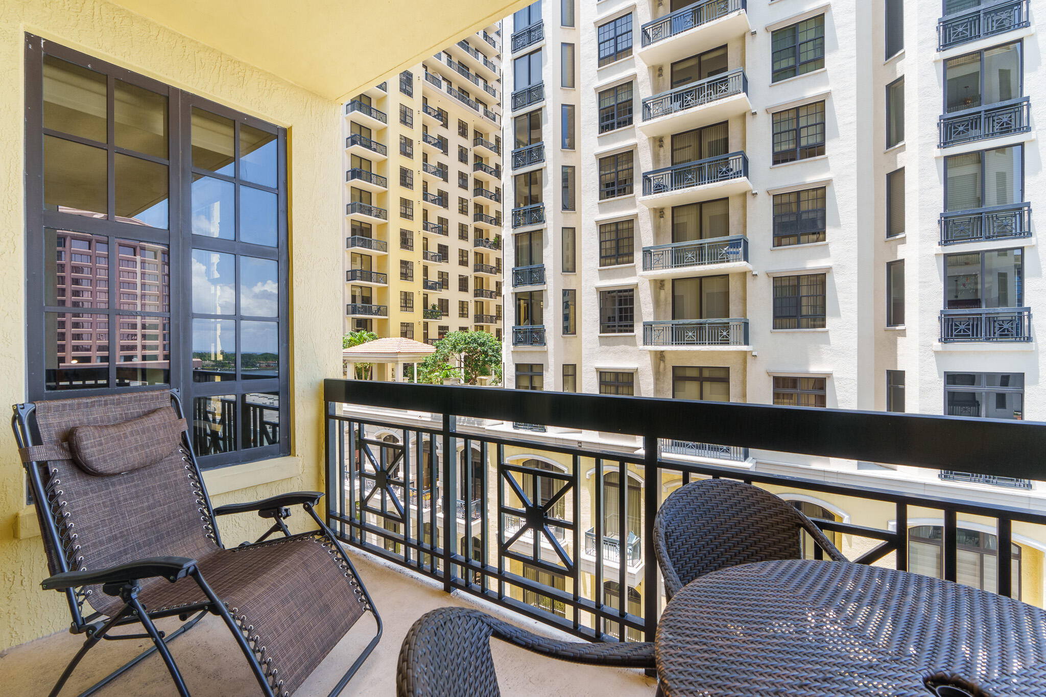 801 South Olive Avenue, Unit 711 West Palm Beach, FL 33401 - Photo 51 of 78 Large terrace