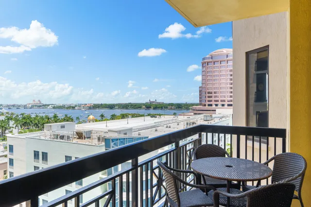 $2,600,000 | 801 South Olive Avenue, Unit 711, West Palm Beach, FL 33401