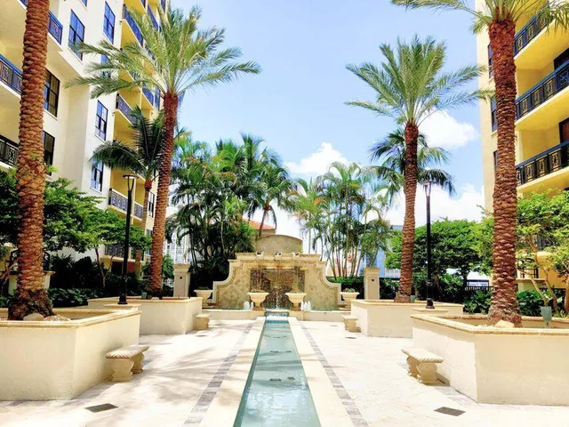 $2,600,000 | 801 South Olive Avenue, Unit 711, West Palm Beach, FL 33401