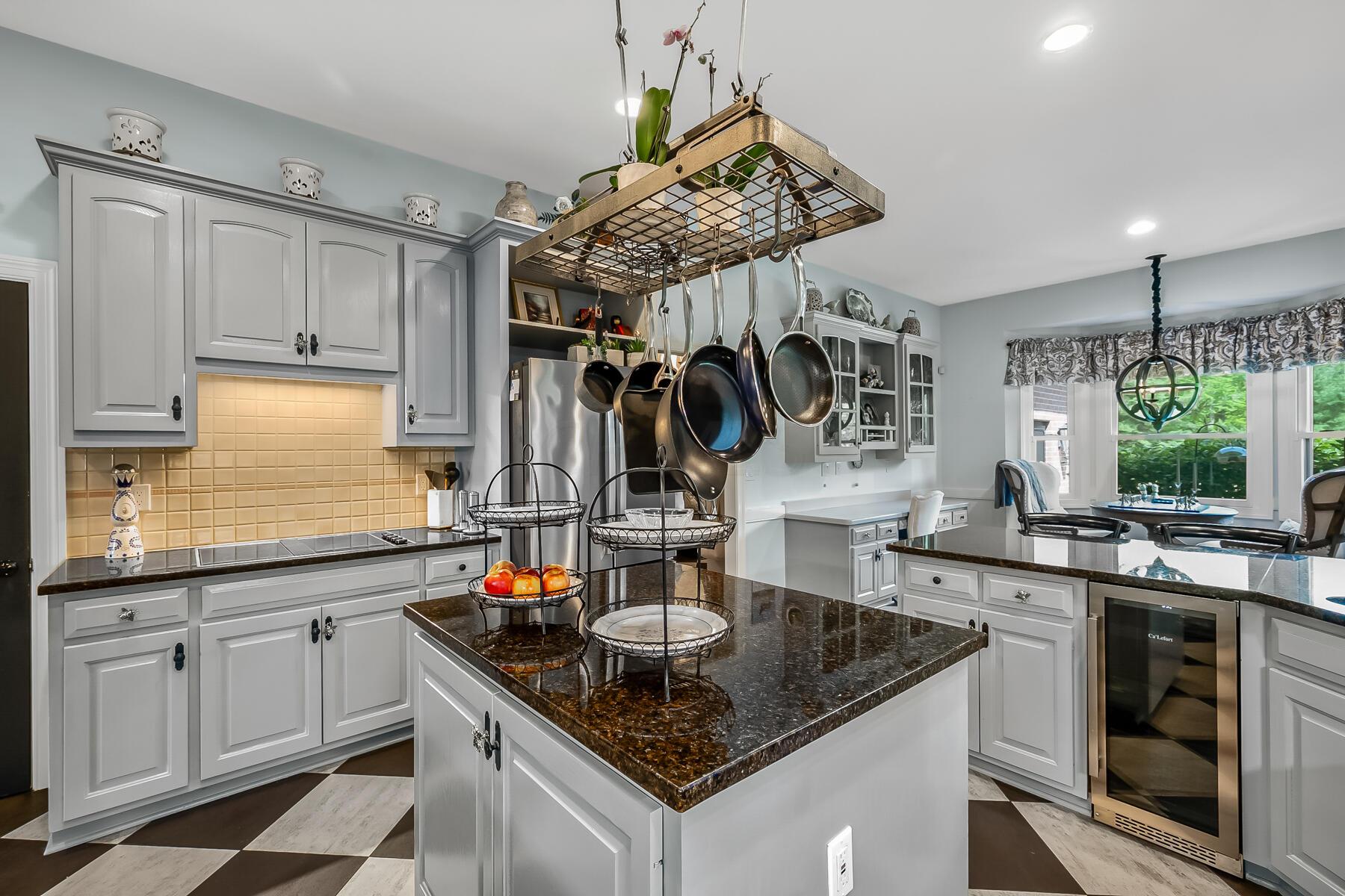 1430 Bean-Oller Road Delaware, OH 43015 - Photo 44 of 108 Kitchen