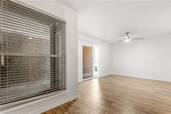 $1,195 | 400 West 35th Street, Unit 103, Austin, TX 78705