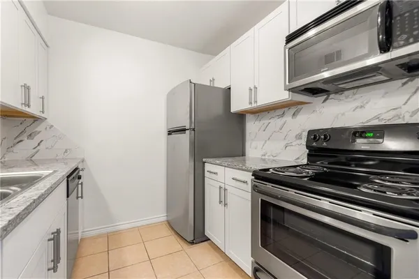 $1,195 | 400 West 35th Street, Unit 103, Austin, TX 78705