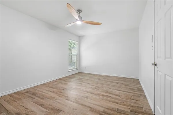 $1,195 | 400 West 35th Street, Unit 103, Austin, TX 78705