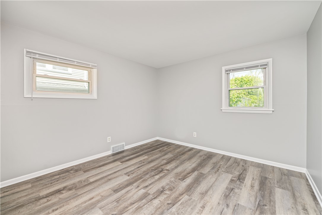 70 Alcott Road Greece, NY 14626 - Photo 22 of 38