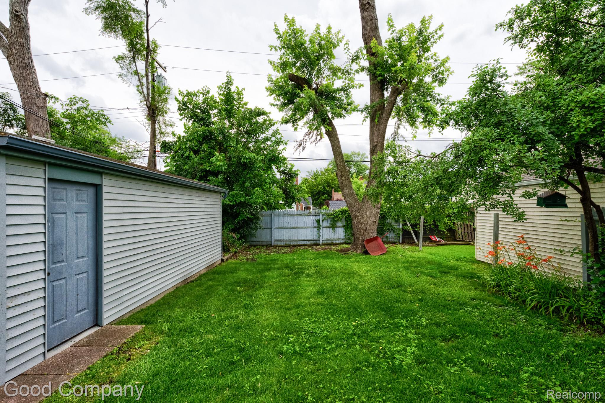 1355 Harvard Road Berkley, MI 48072 - Photo 37 of 42 1355 Harvard Ave.-35.jpg