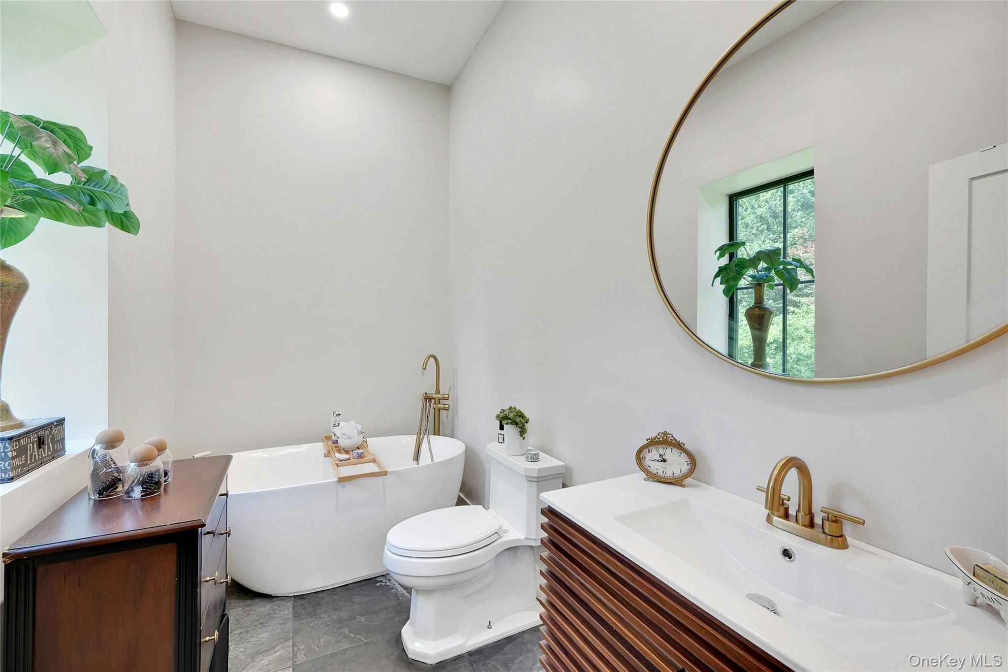 2 Banks Farm Road Bedford, NY 10506 - Photo 32 of 38 Bathroom in the studio