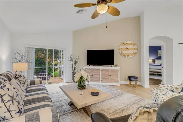 $8,500 | 1106 Jardin Drive, Naples, FL 34104