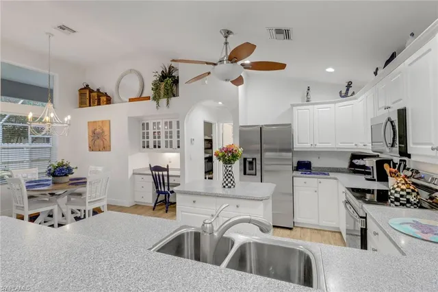 $8,500 | 1106 Jardin Drive, Naples, FL 34104