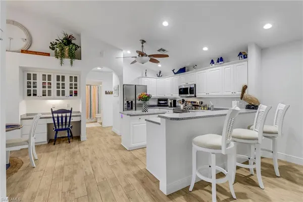 $8,500 | 1106 Jardin Drive, Naples, FL 34104