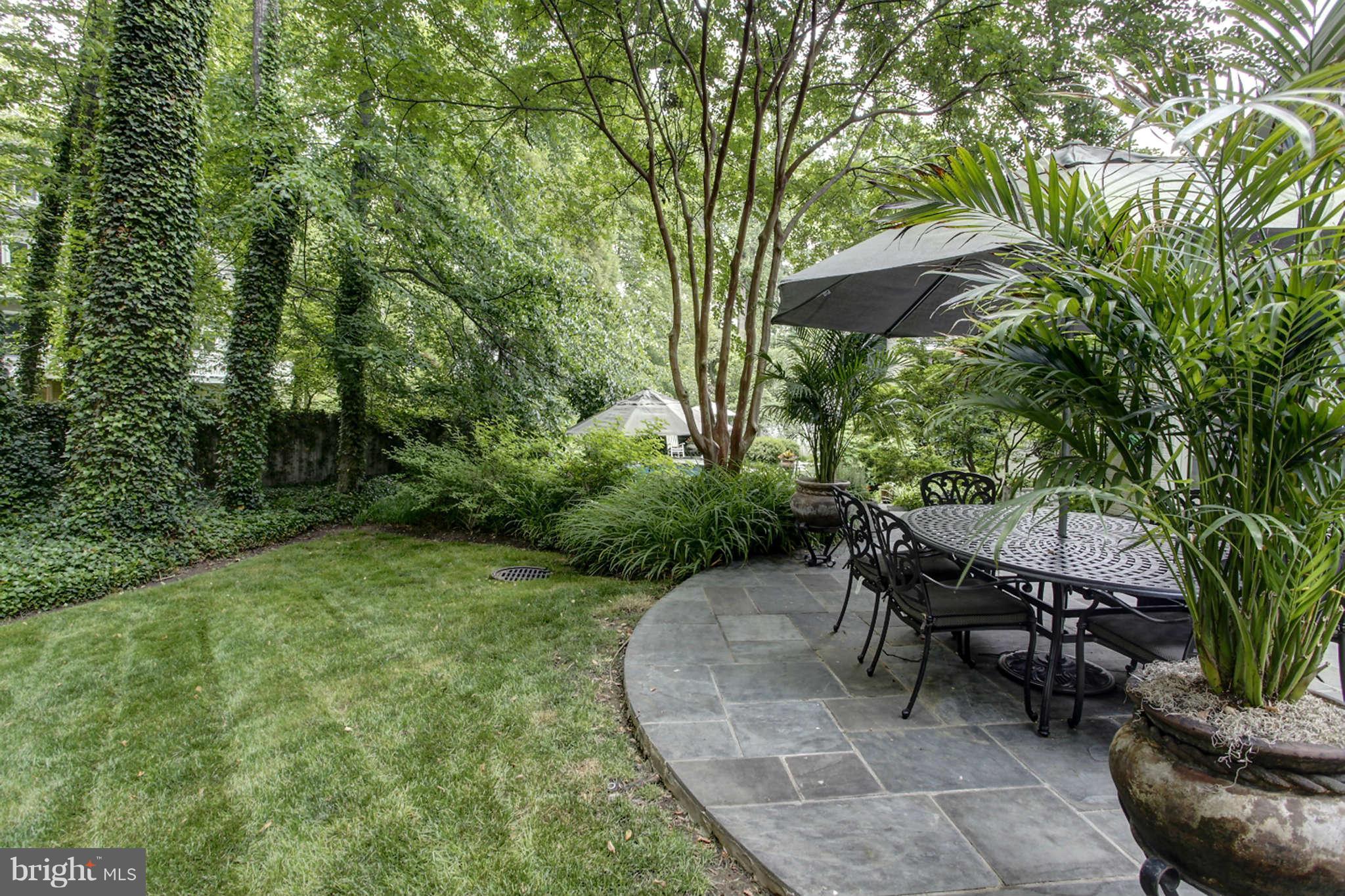 9310 Burning Tree Road Bethesda, MD 20817 - Photo 4 of 6 Exterior (Rear)
