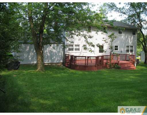 47 Clearview Road East Brunswick, NJ 08816 - Photo 8 of 10 Gallery Image 8
