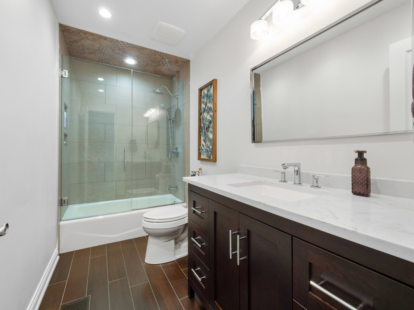 1012 Cheltenham Road Elk Grove Village, IL 60007 - Photo 18 of 50 Gallery Image 18