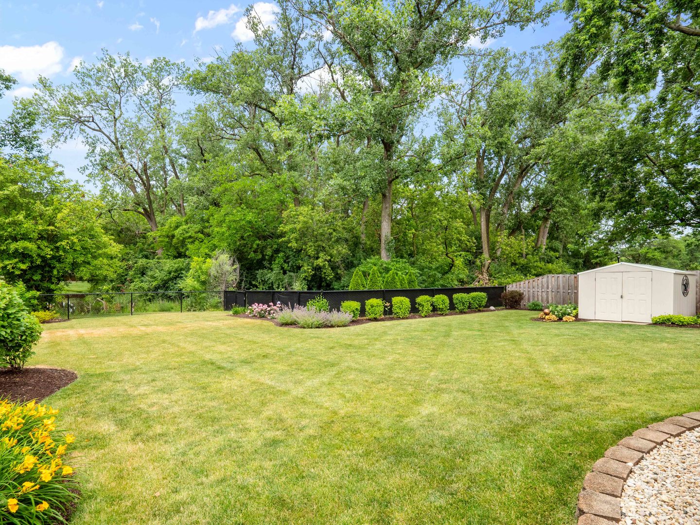 1012 Cheltenham Road Elk Grove Village, IL 60007 - Photo 43 of 50 Gallery Image 43