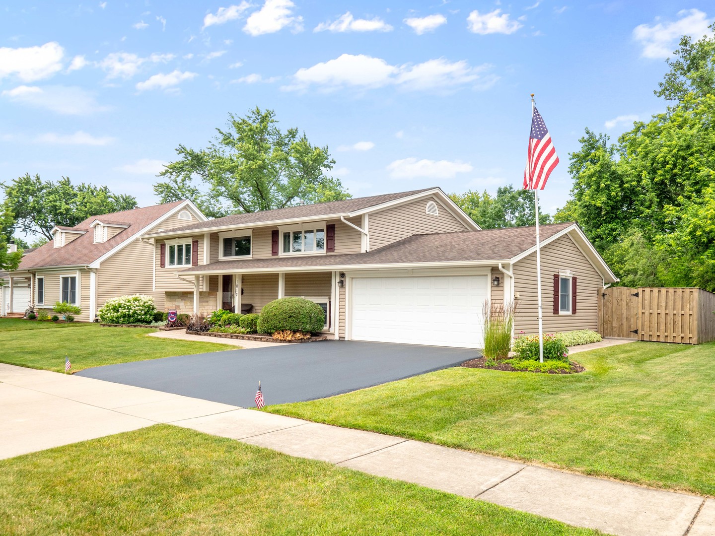 1012 Cheltenham Road Elk Grove Village, IL 60007 - Photo 5 of 50 Gallery Image 5
