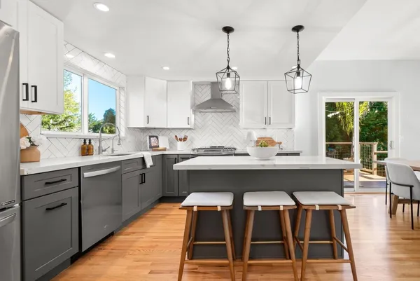 $1,700,000 | 105 Dunsmuir Court, Aptos, CA 95003