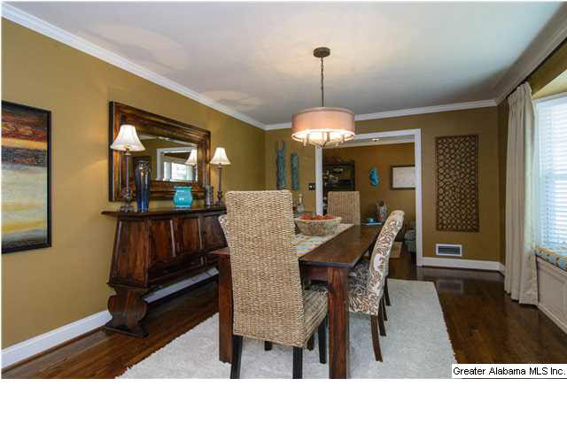 1208 Green Glen Road Birmingham, AL 35216 - Photo 4 of 32
