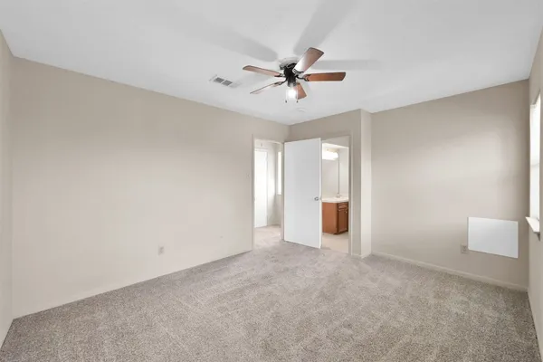 $1,250 | 1603 Hazelwood Street, Unit B, Conroe, TX 77301