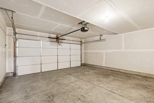 $289,990 | 879 Briar Gln Court, Hampshire, IL 60140