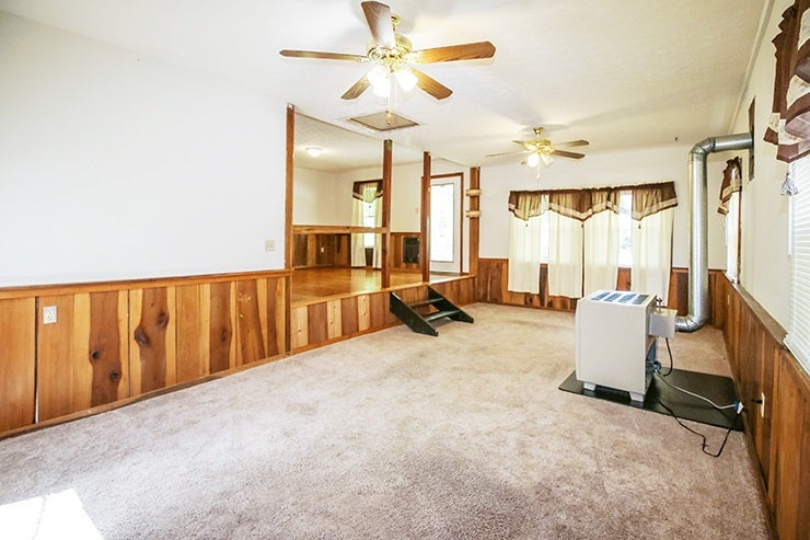 1694 Bill Dedmon Road Bowling Green, KY 42101 - Photo 12 of 27 Gallery Image 12