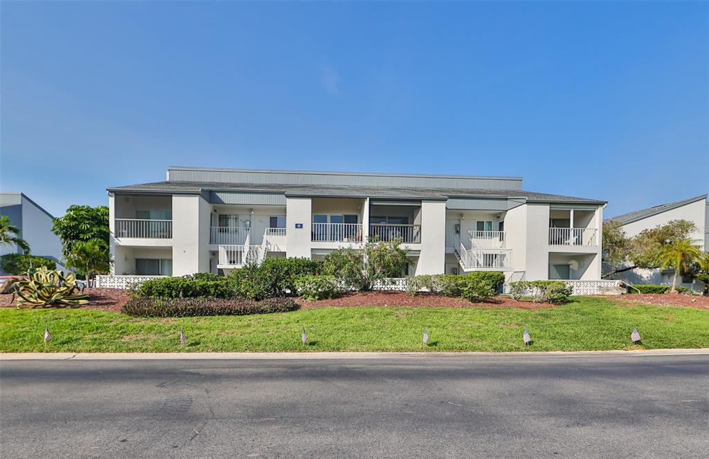 14800 Walsingham Road, Unit 614 Largo, FL 33774 - Photo 1 of 1 Front of Building