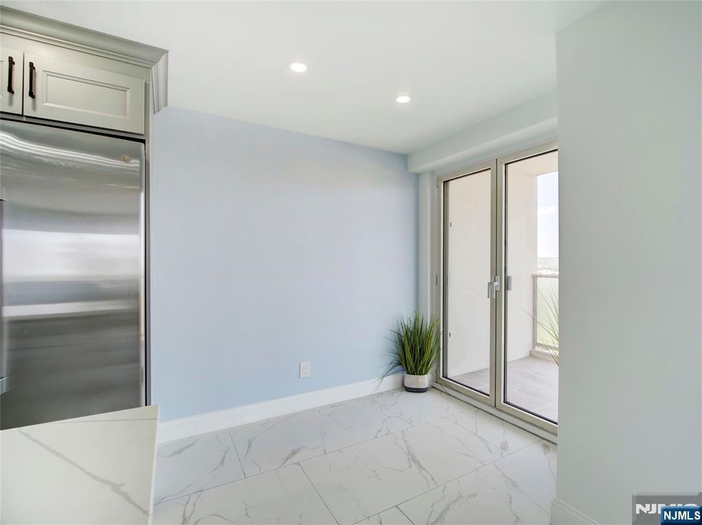 377 South Harrison Street, Unit 17FF East Orange, NJ 07018 - Photo 6 of 15