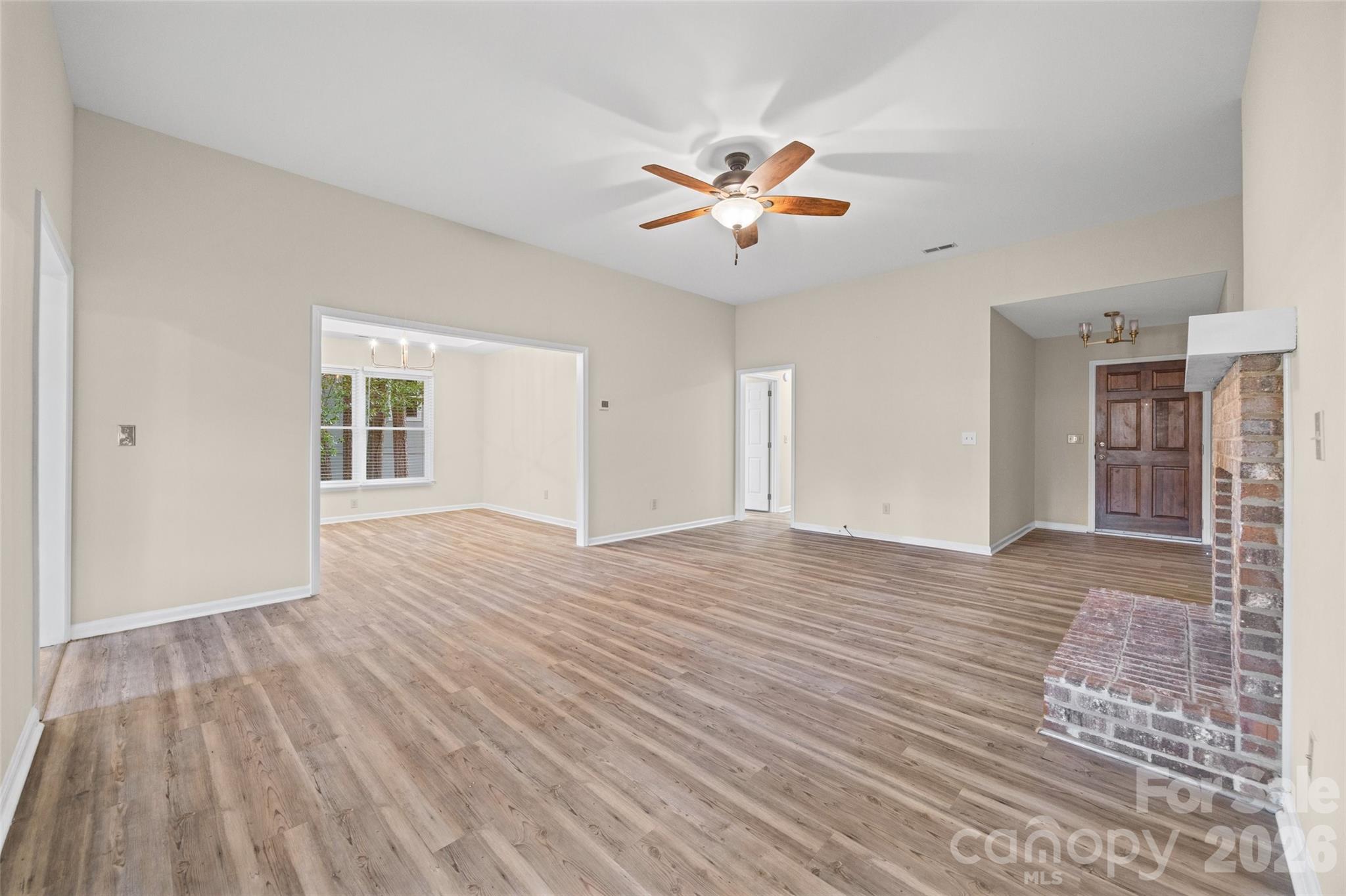 5053 Suwarrow Court Tega Cay, SC 29708 - Photo 5 of 32