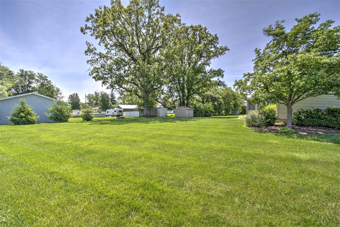 3012 Crestwood Drive Decatur, IL 62521 - Photo 34 of 36