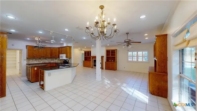$540,000 | 234 Lakeview Drive, Victoria, TX 77905