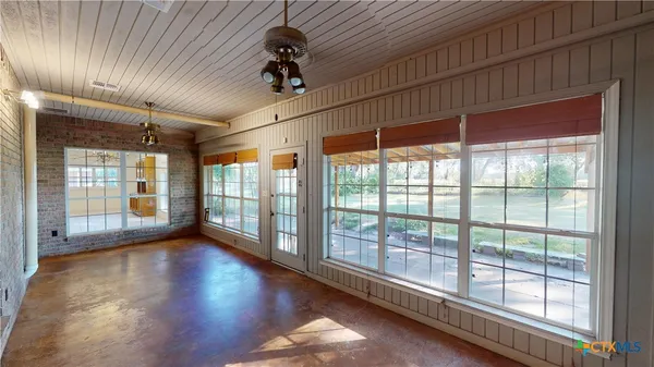 $499,000 | 234 Lakeview Drive, Victoria, TX 77905
