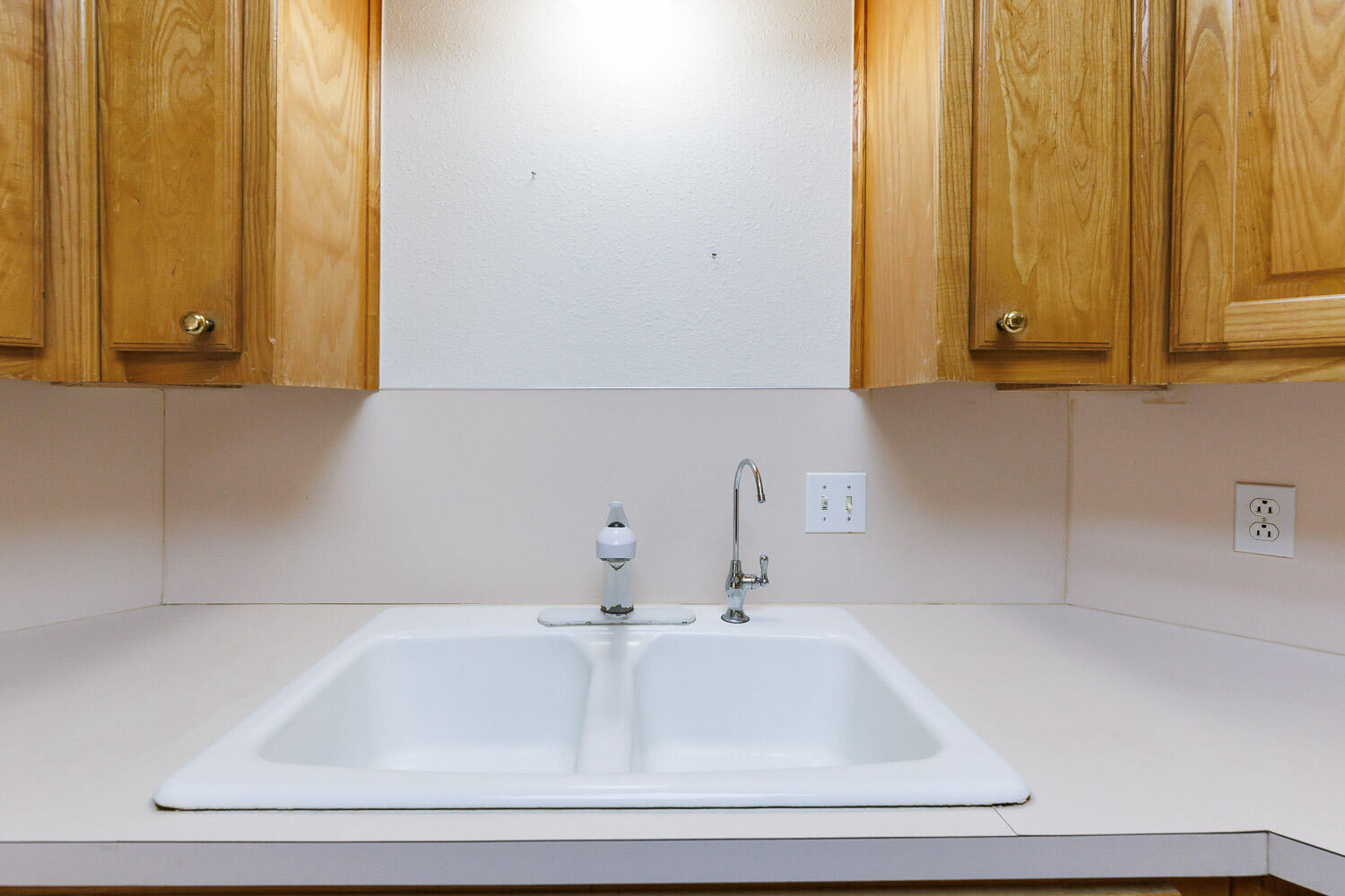 6904 Freeport Avenue Lubbock, TX 79424 - Photo 19 of 49 a bathroom with a sink and a window
