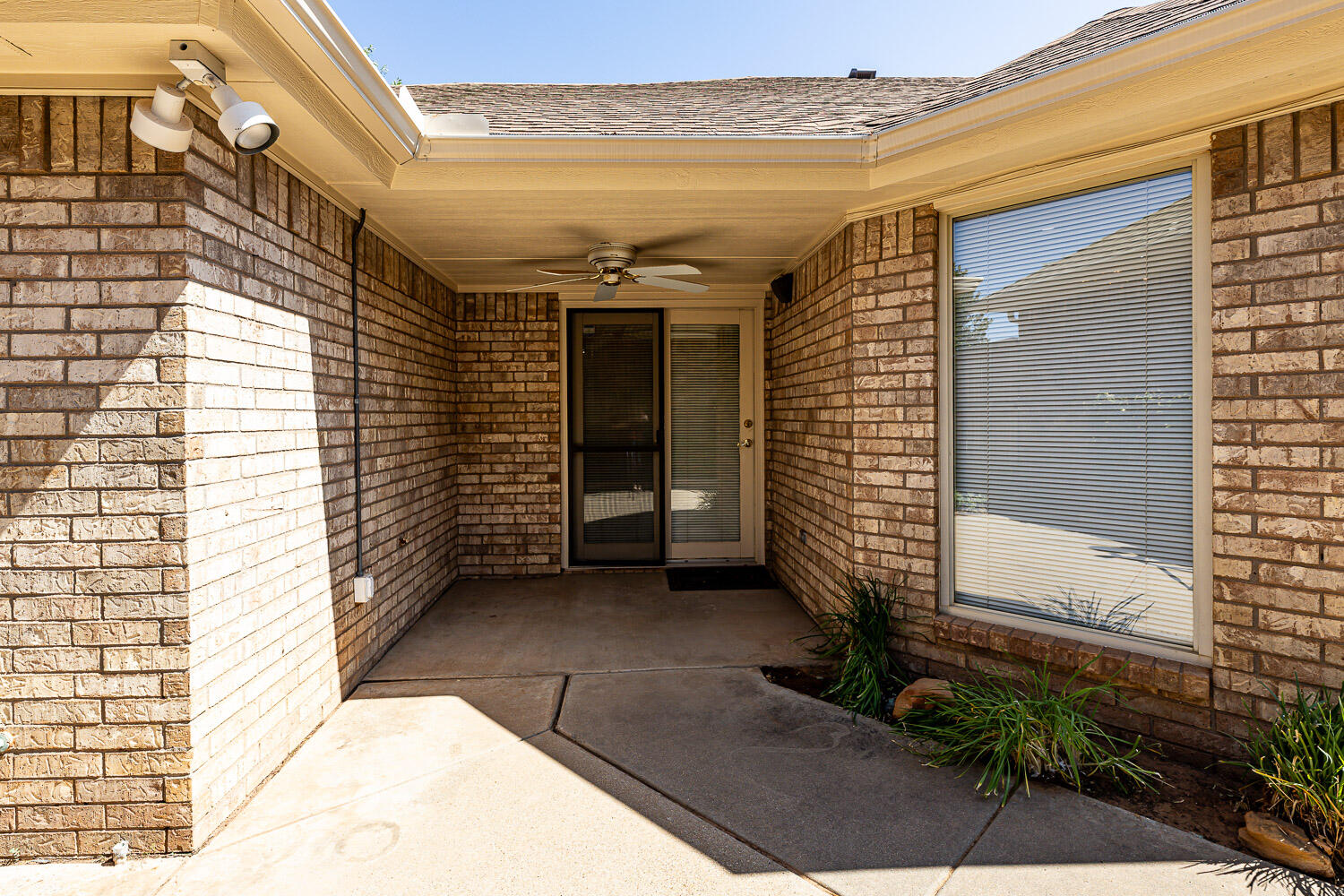 6904 Freeport Avenue Lubbock, TX 79424 - Photo 44 of 49 a view of entryway with a yard