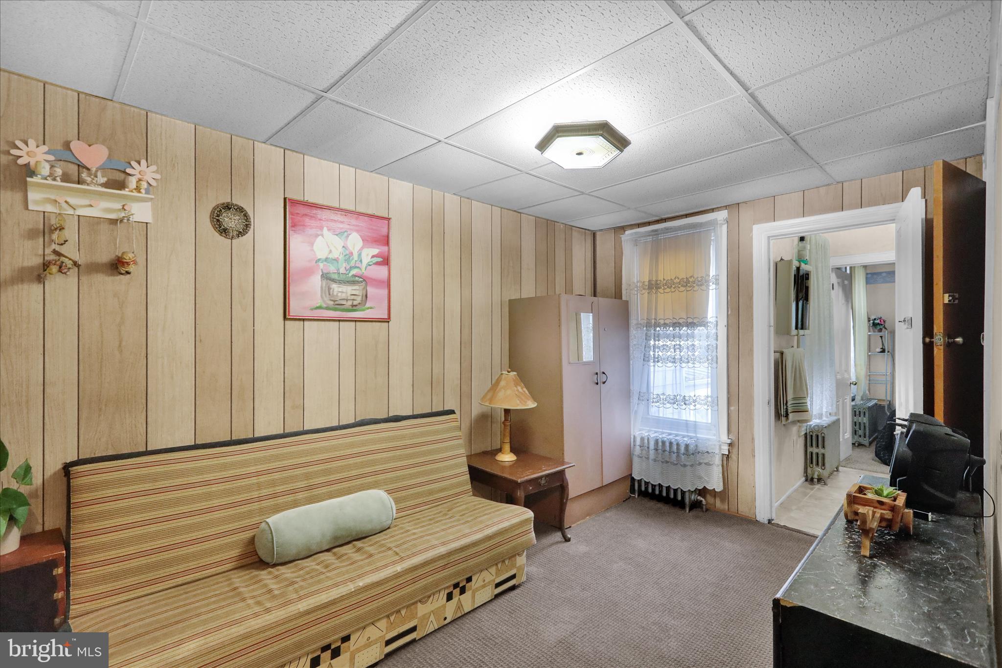 1212 Green Street Reading, PA 19604 - Photo 13 of 20 Center bedroom