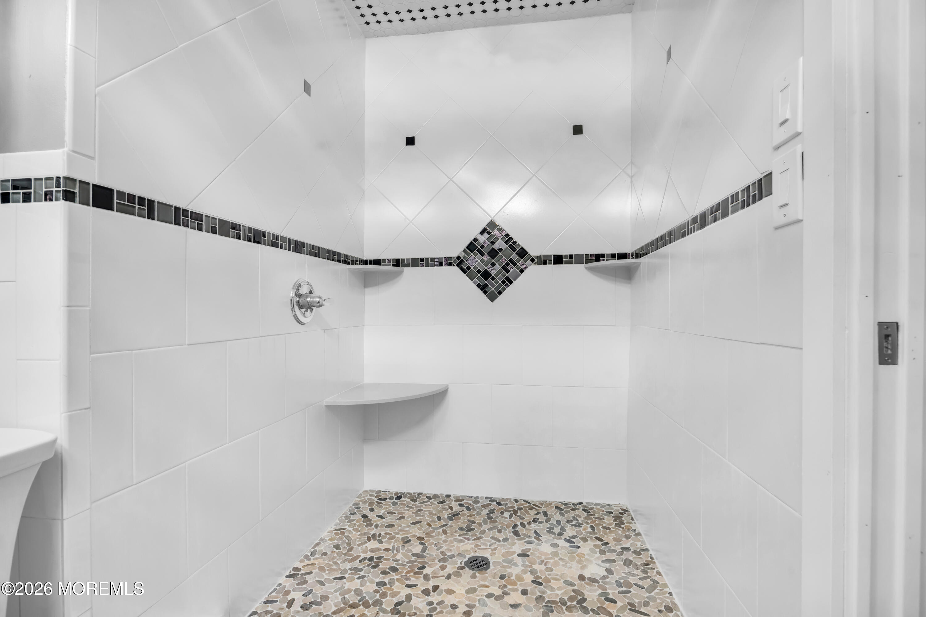 416 Oak Tree Road Freehold, NJ 07728 - Photo 17 of 42 21-print-2M1A2293