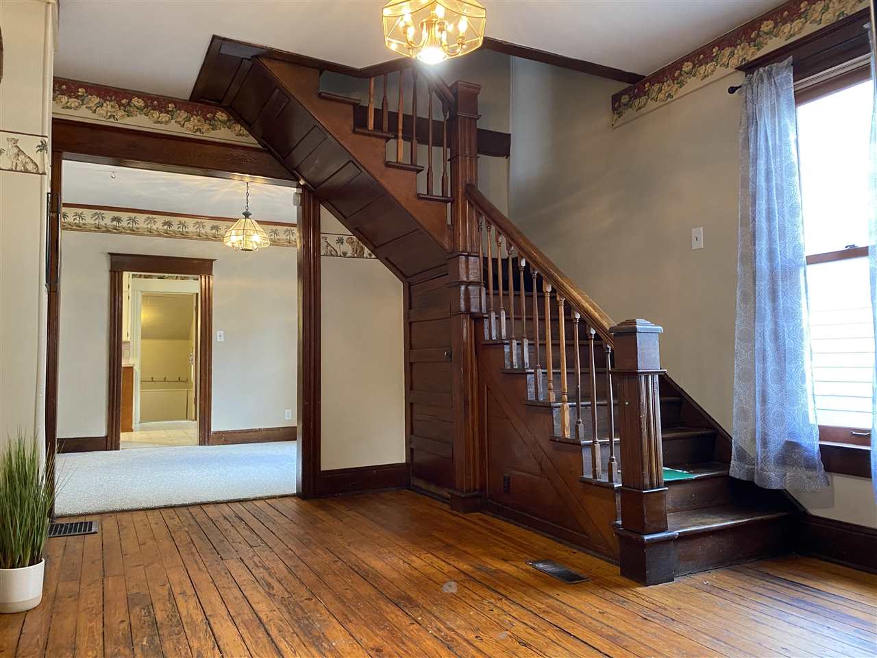 317 Stanton Street Bay City, MI 48708 - Photo 12 of 36 Gallery Image 12