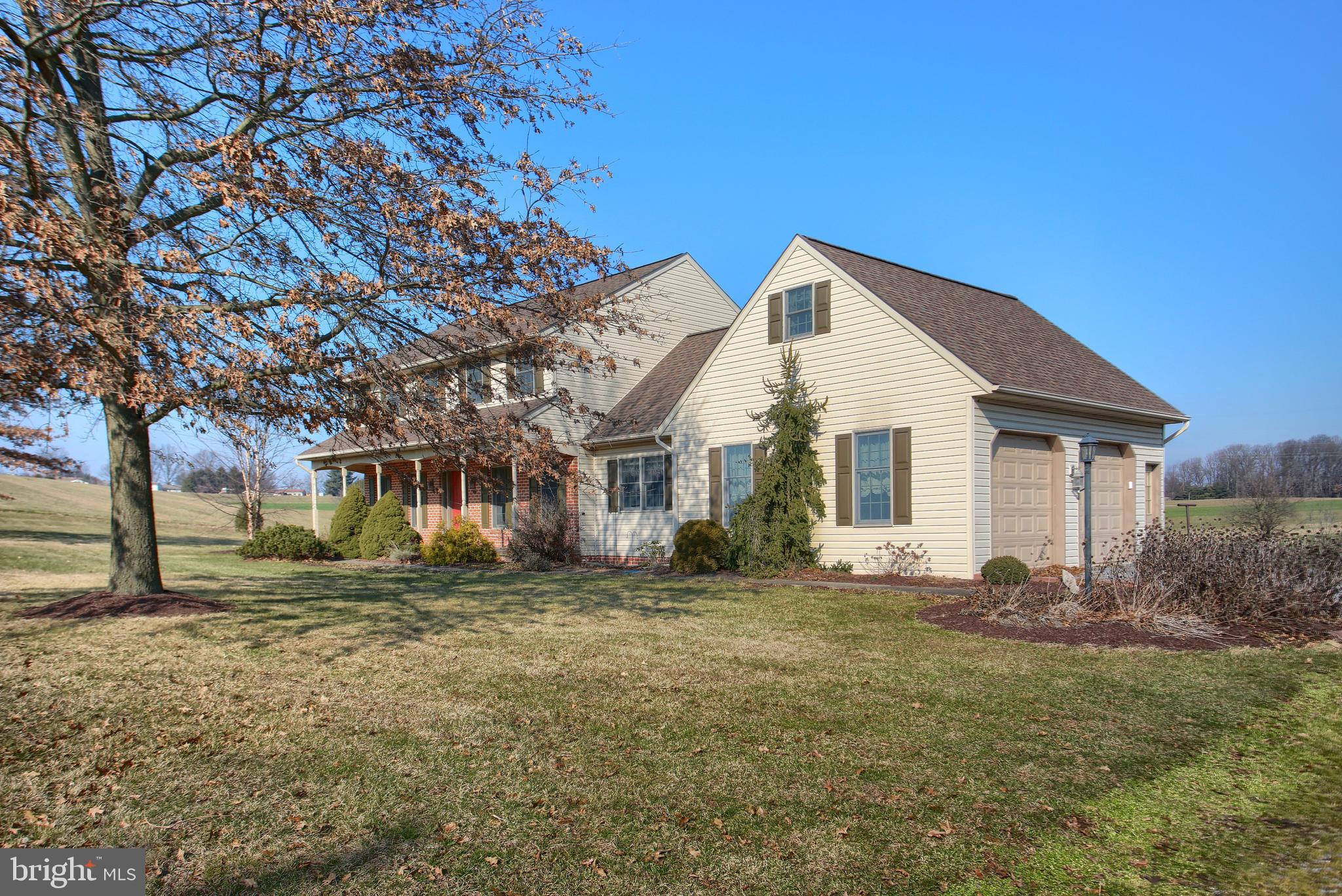 1453 East Newport Road Lititz, PA 17543 - Photo 3 of 57