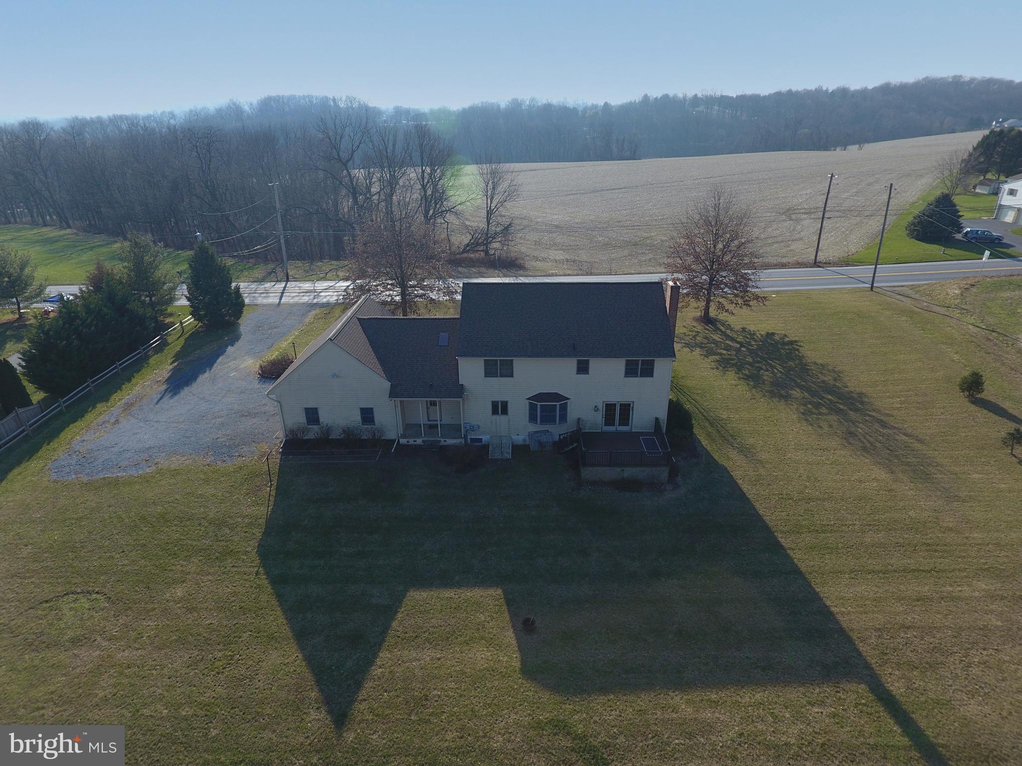 1453 East Newport Road Lititz, PA 17543 - Photo 8 of 57