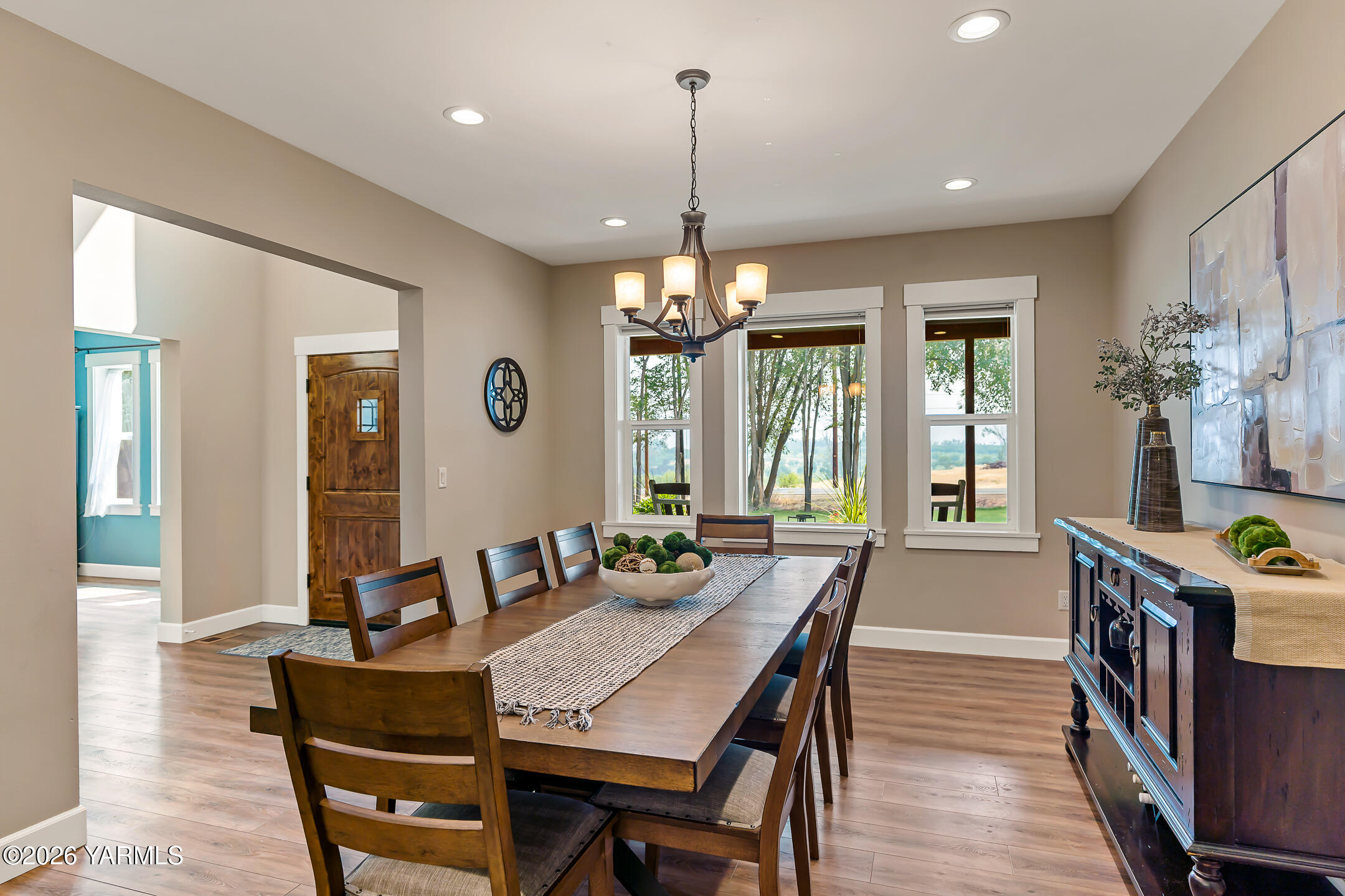 10001 Occidental Road Yakima, WA 98903 - Photo 16 of 53 Dining Room