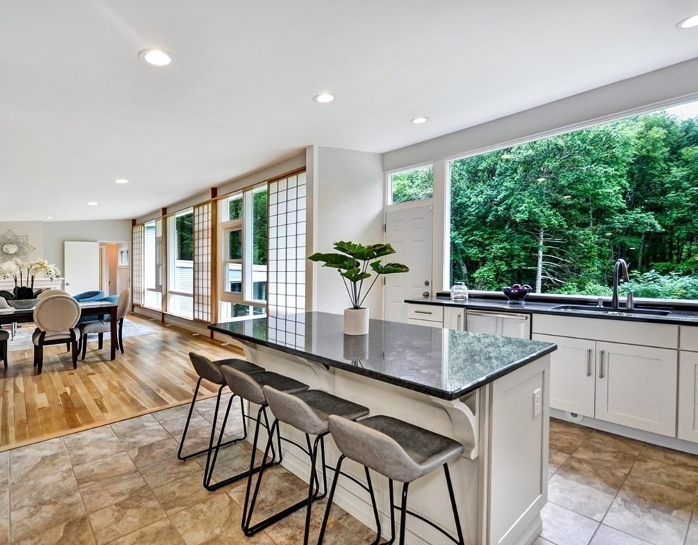 115-0 Trapelo Road Lincoln, MA 01773 - Photo 14 of 40