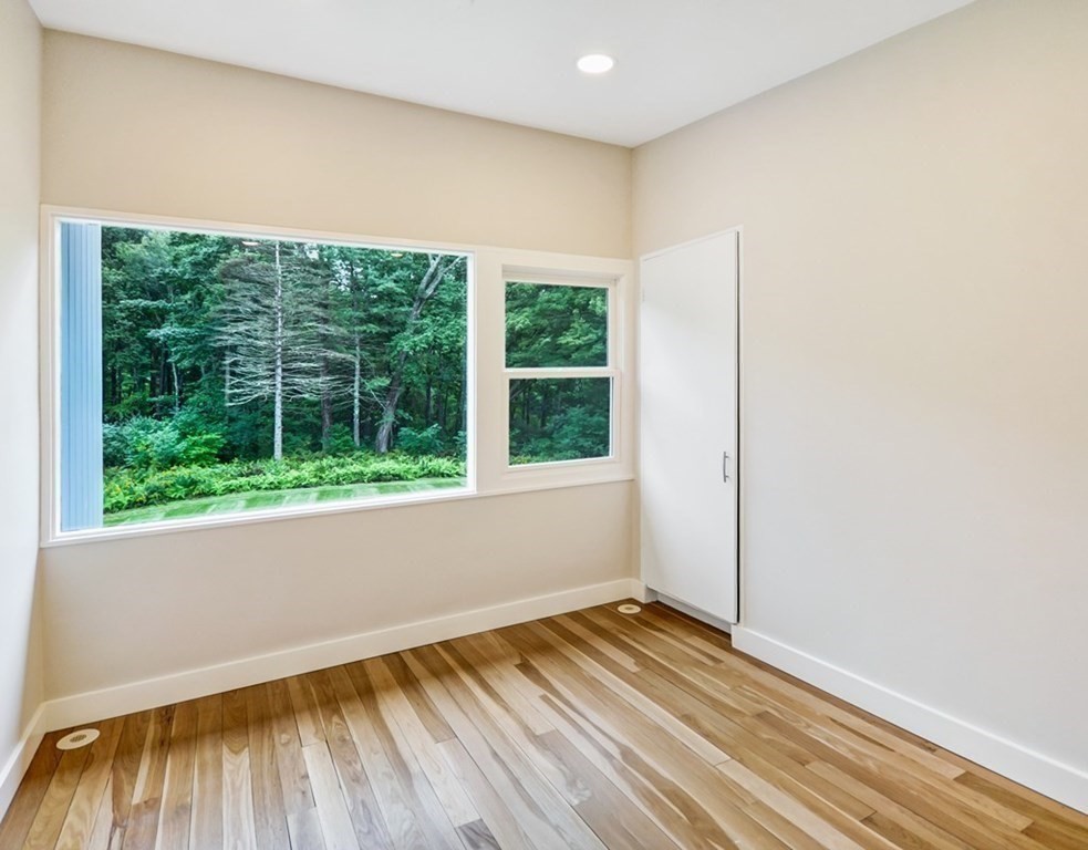 115-0 Trapelo Road Lincoln, MA 01773 - Photo 31 of 40