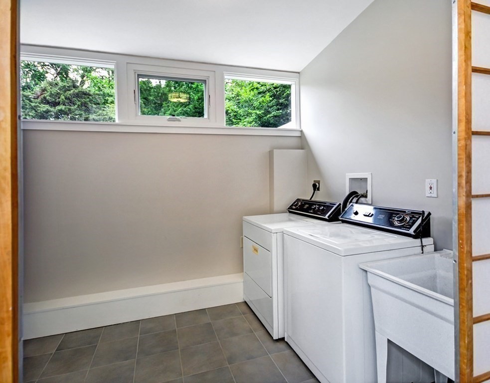 115-0 Trapelo Road Lincoln, MA 01773 - Photo 35 of 40