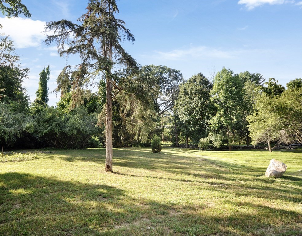 115-0 Trapelo Road Lincoln, MA 01773 - Photo 39 of 40