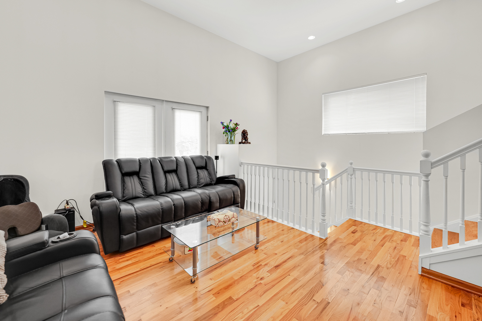1925 West 34th Street, Unit A Chicago, IL 60608 - Photo 6 of 21 Gallery Image 6