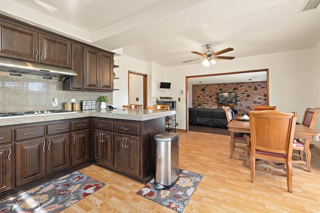 420 West Tichenor Street Compton, CA 90220 - Photo 13 of 53